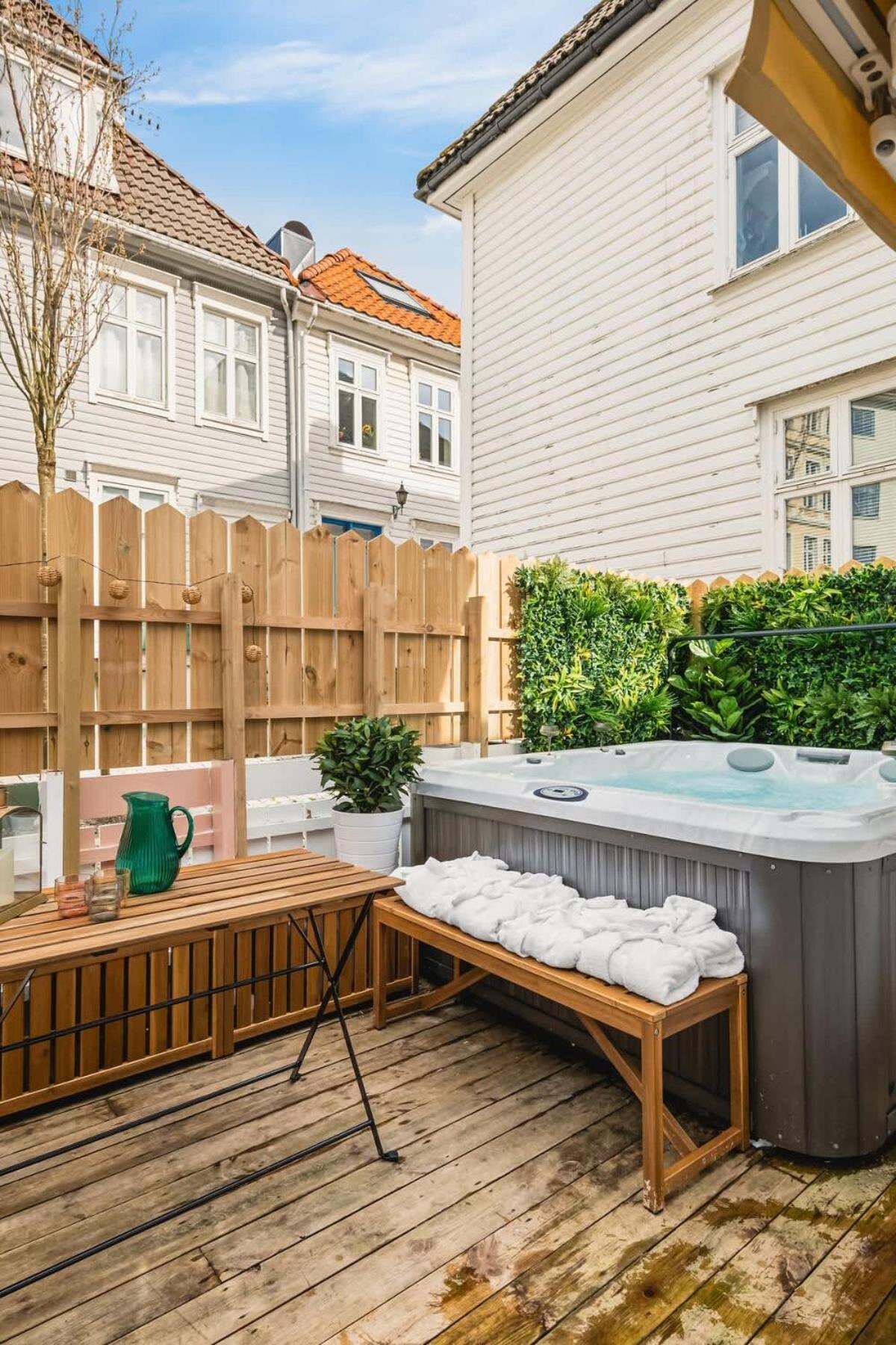 Dinbnb Homes I #1 Bnb In Bergen I Jacuzzi & Parking & Location Esterno foto